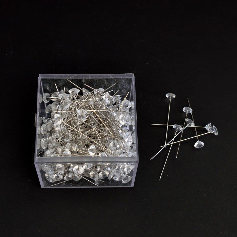 ac-cu-margea-plastic-diamant-300cutie