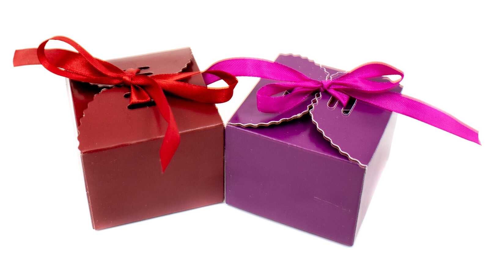 marturie-botez-nunta-cutie-carton-cub