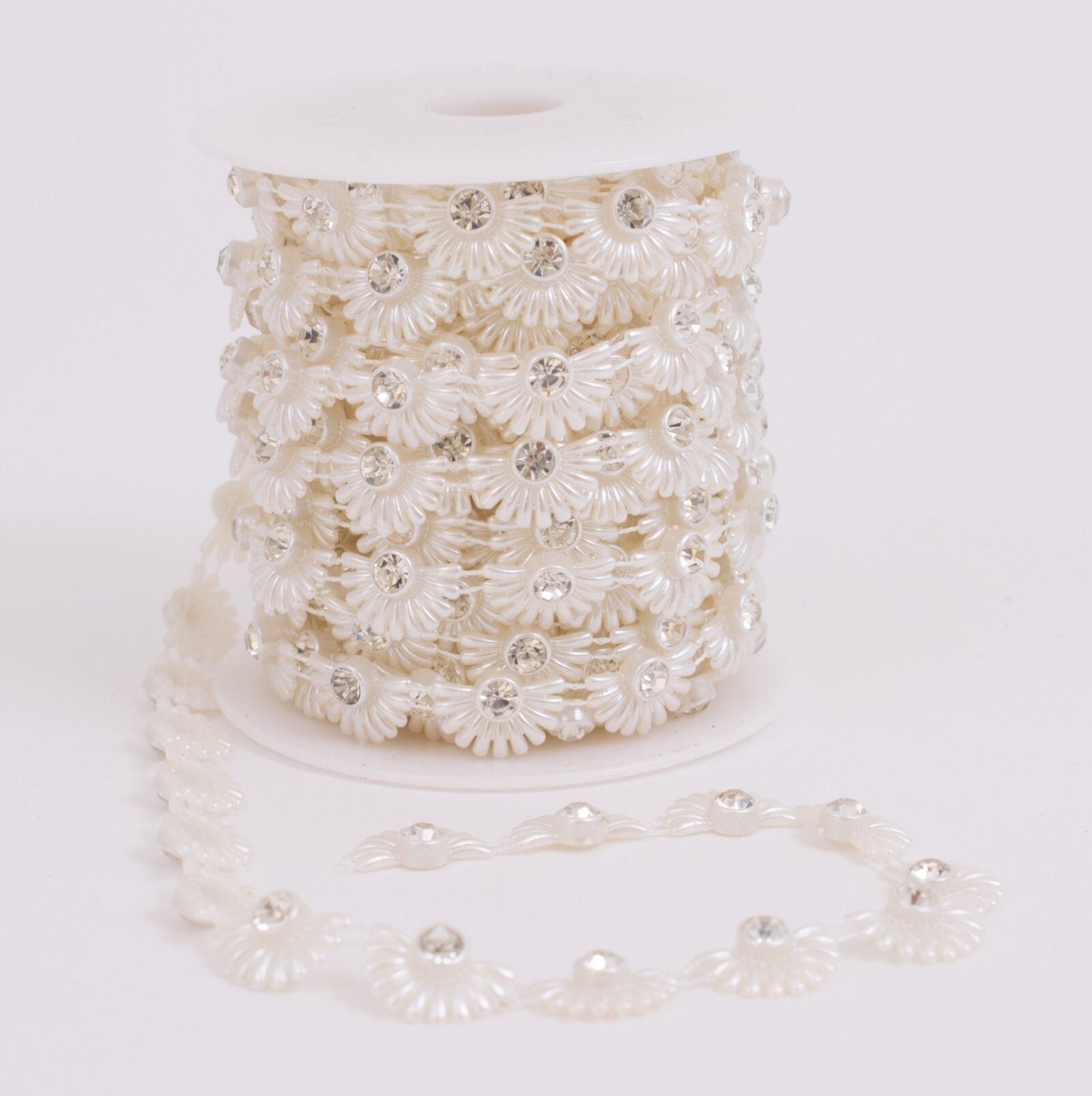 sirag-margele-plastic-evantai-stras