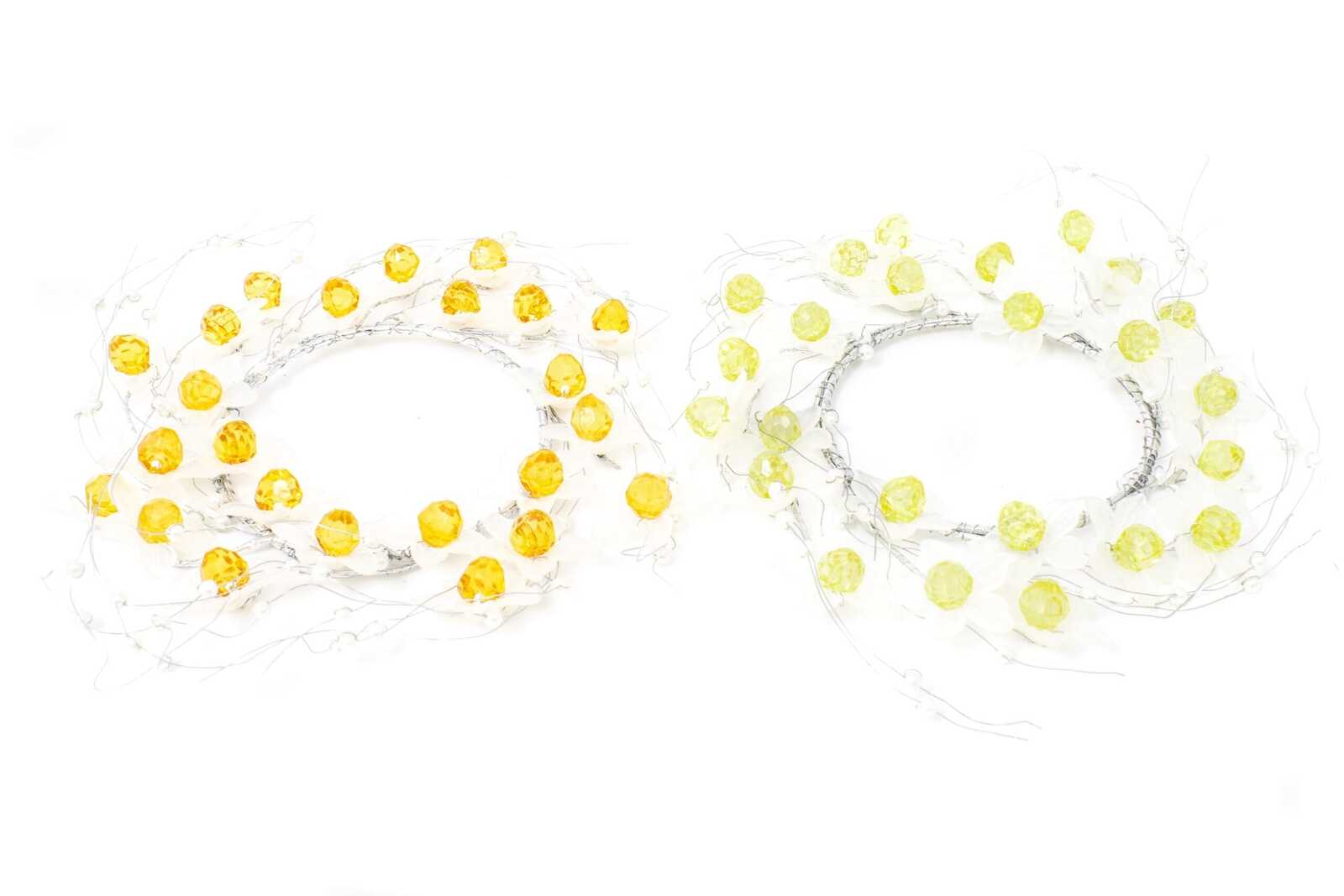 coronita-din-flori-plastic