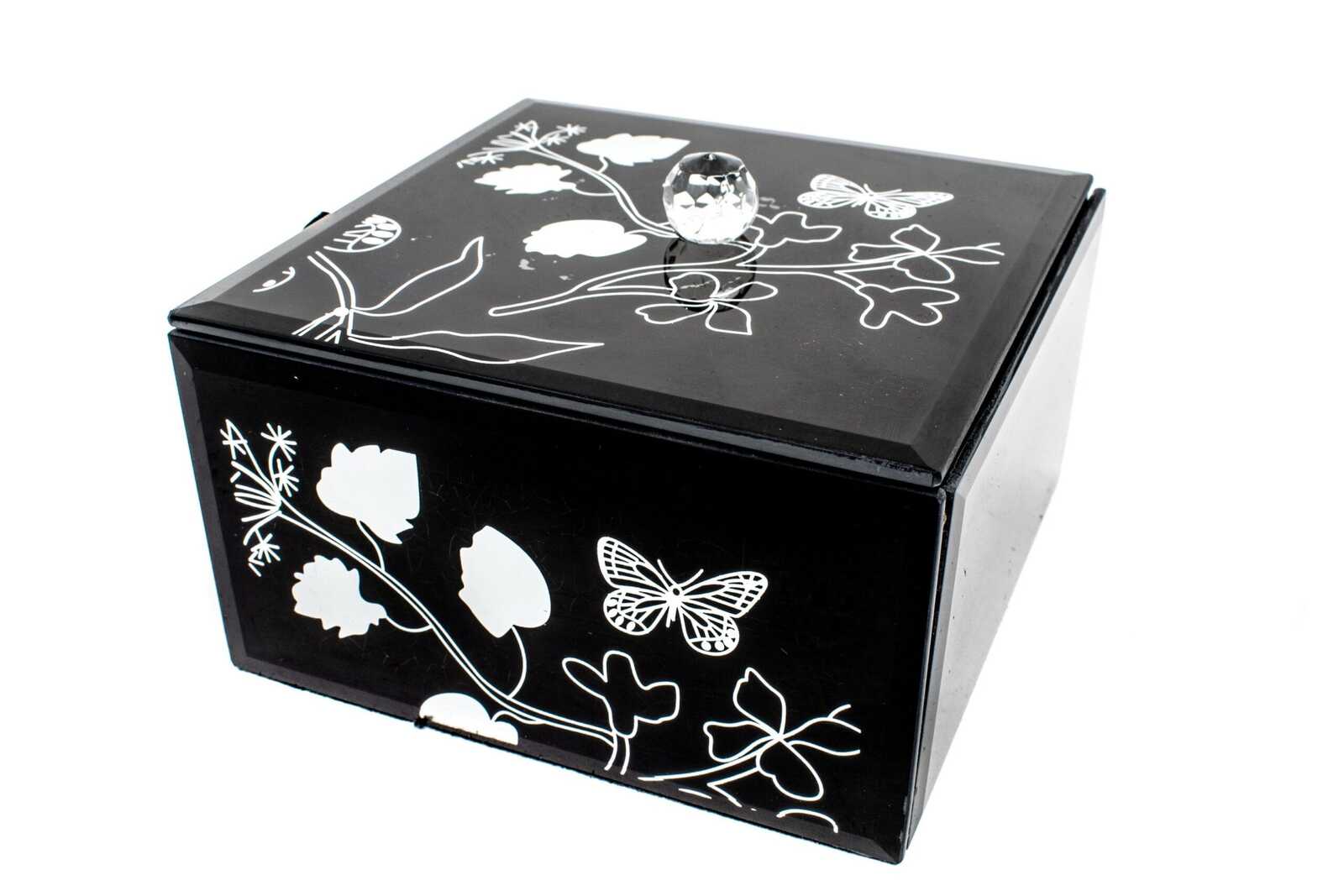 casete-din-sticla-pentru-bijuterii-patrate-mare