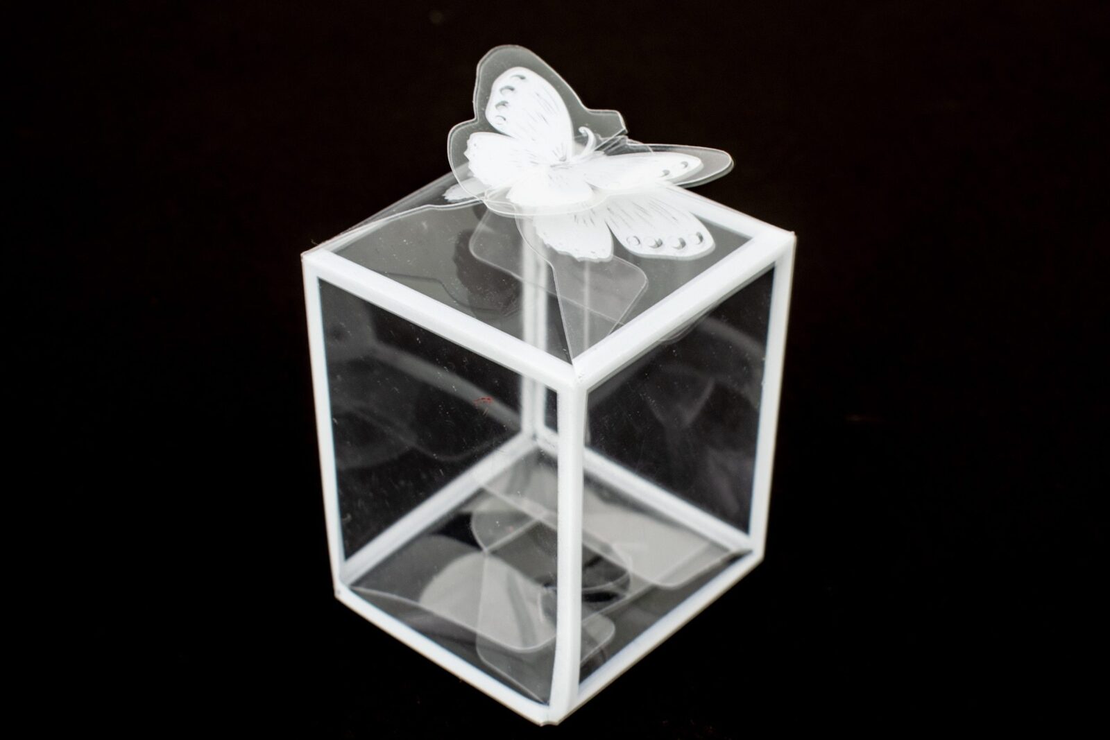 cutii-acetofan-transparente-cu-fluture-5x4x4-cm-50set