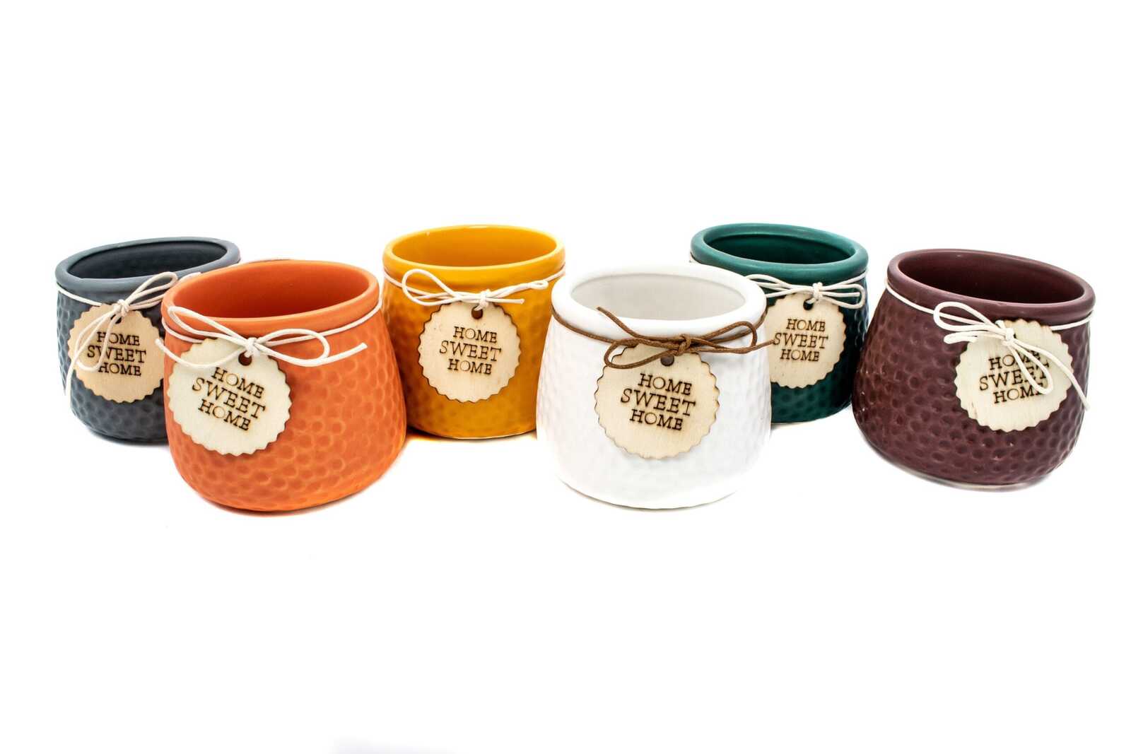 ghiveci-din-ceramica-in-forma-de-cilindru-cu-model-fagure-si-cu-snur