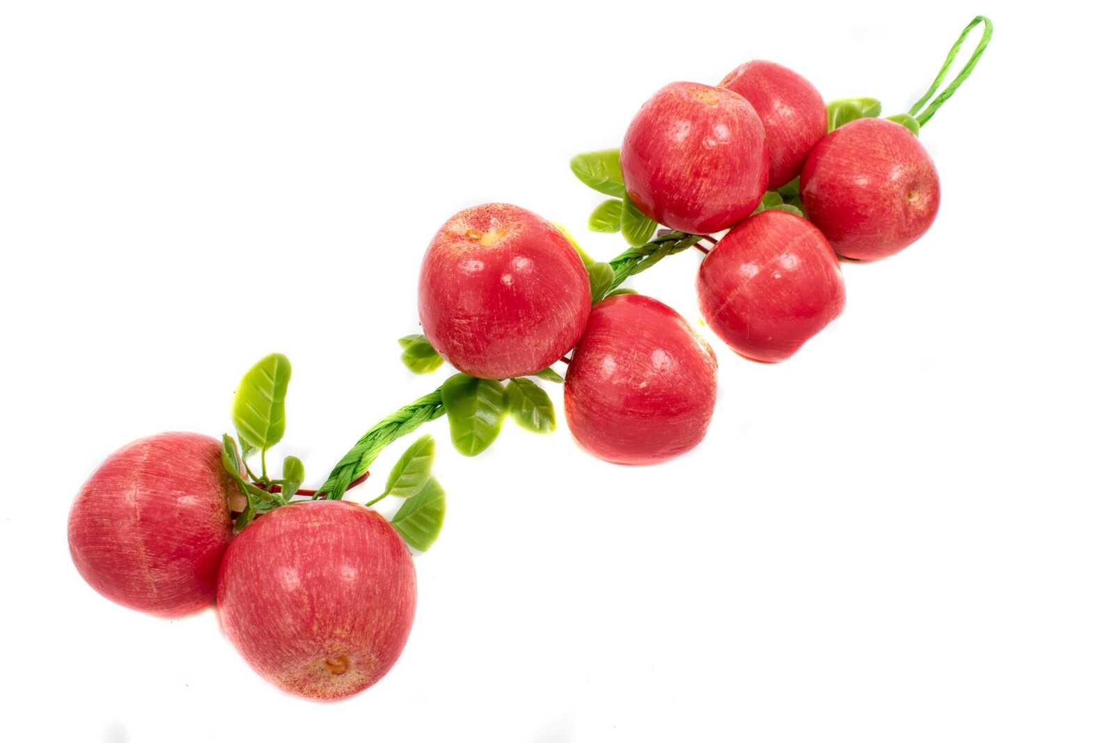 funii-artificiale-mere-rosii