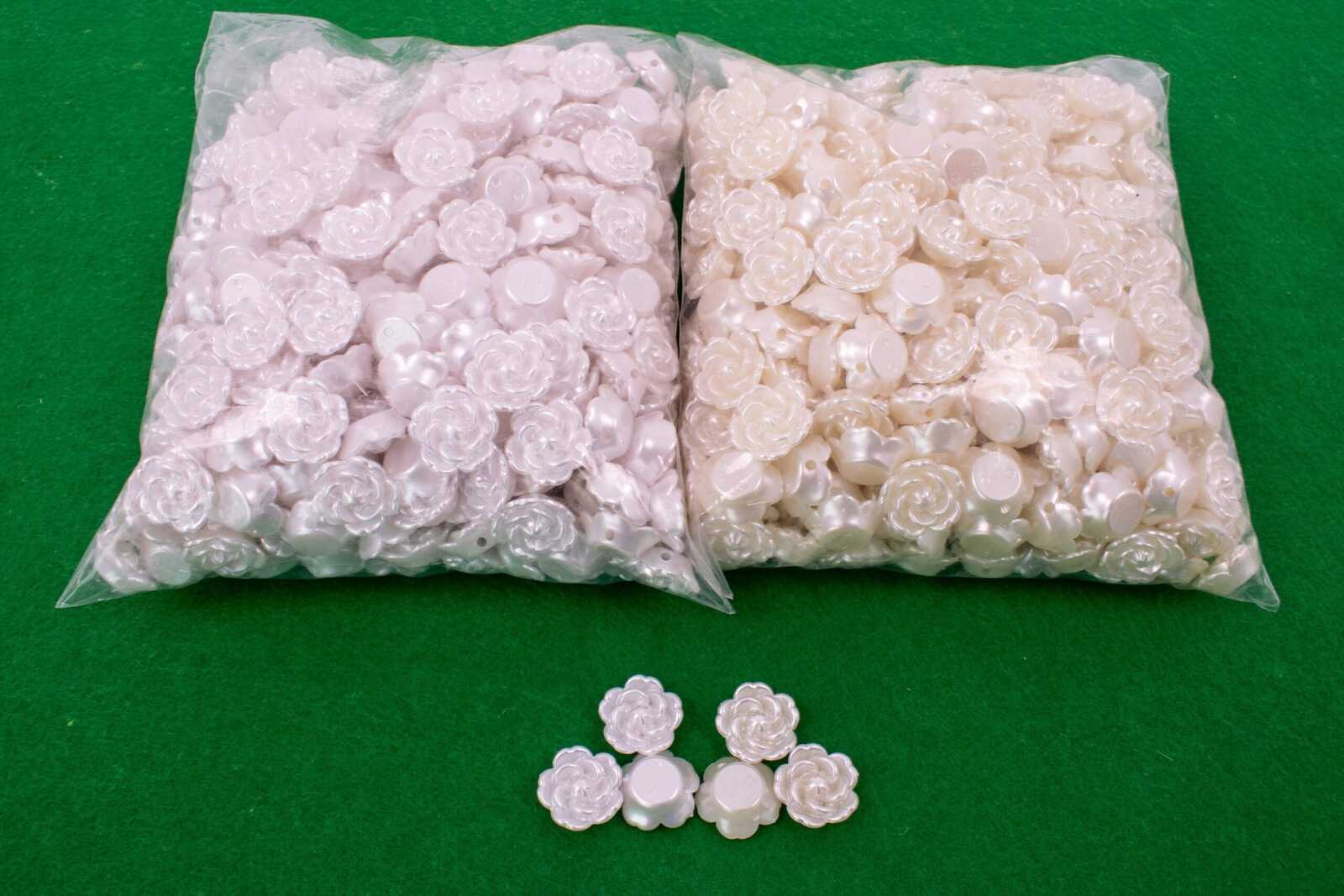 margele-plastic-forma-trandafir