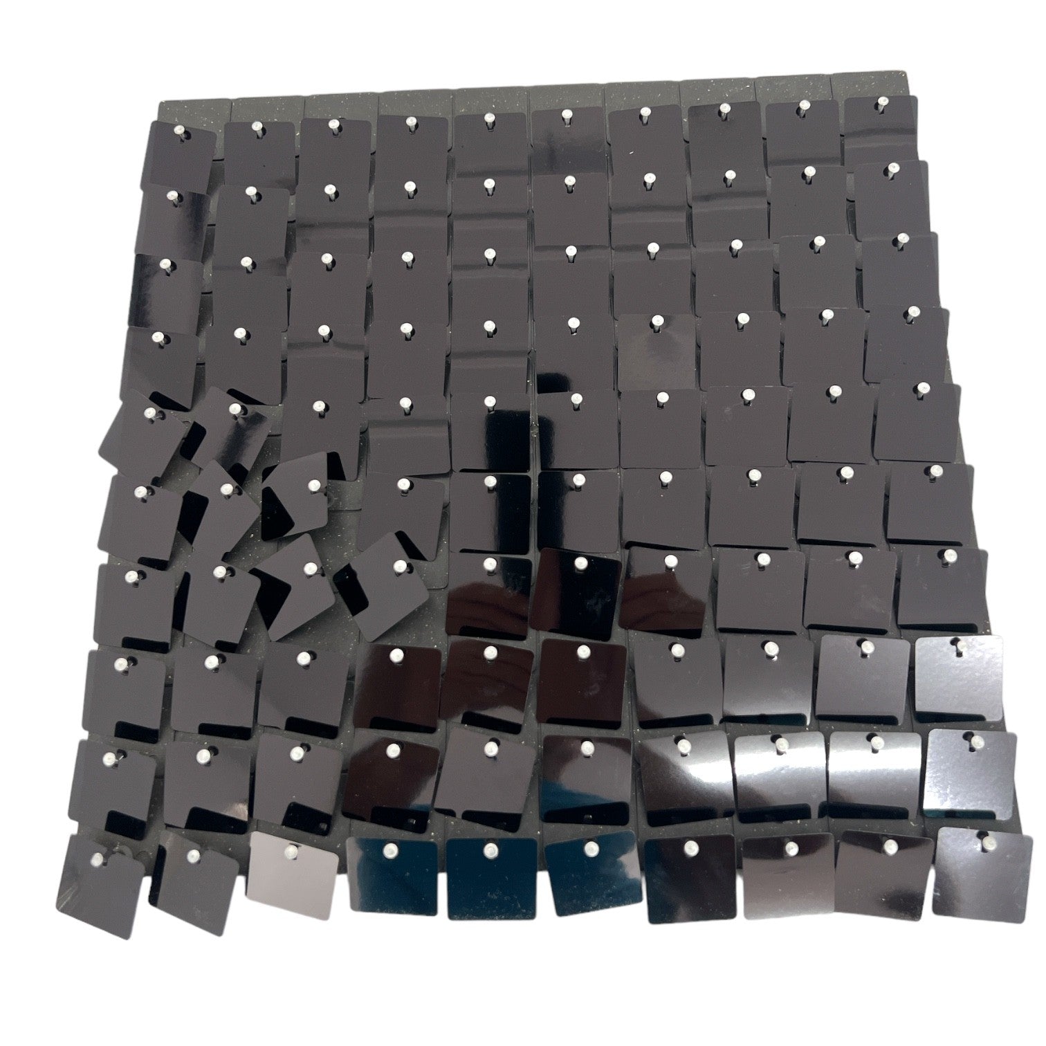 panou-decorativ-cu-paiete-patrate-negru