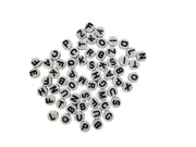 margele-plastic-cubice-alfabet