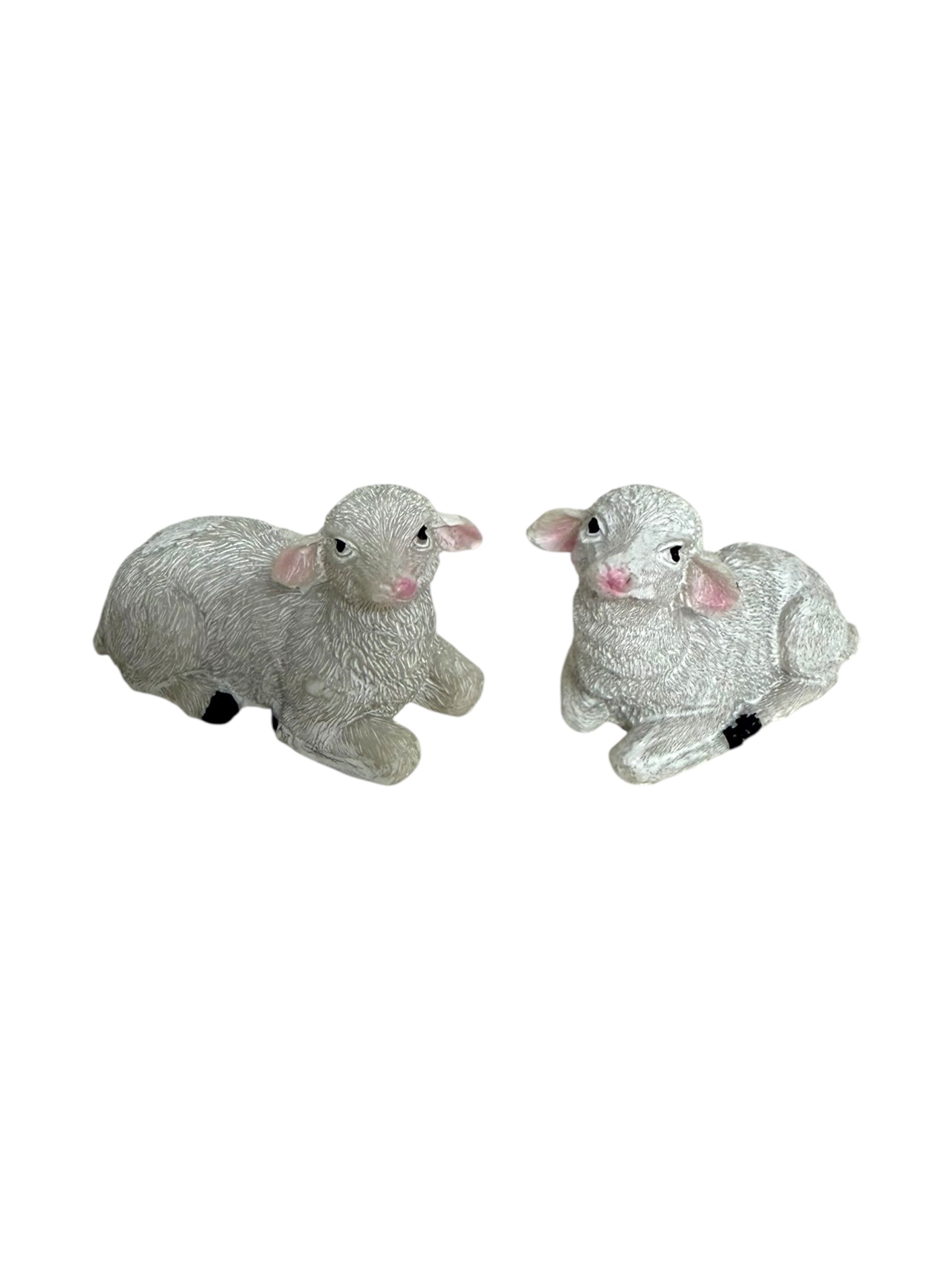 Figurine Din Rasina De Paste Oite Asezate 2/Set
